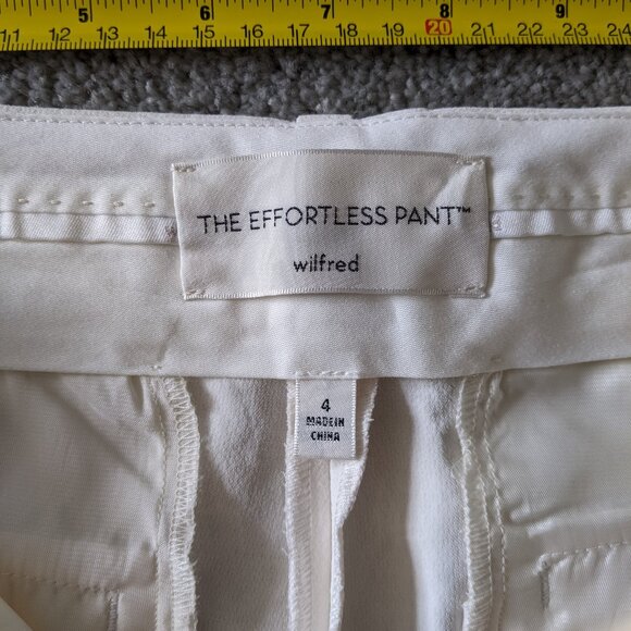 Low Rise Effortless Short - Light Burch - Size 4 - Picture 6 of 9